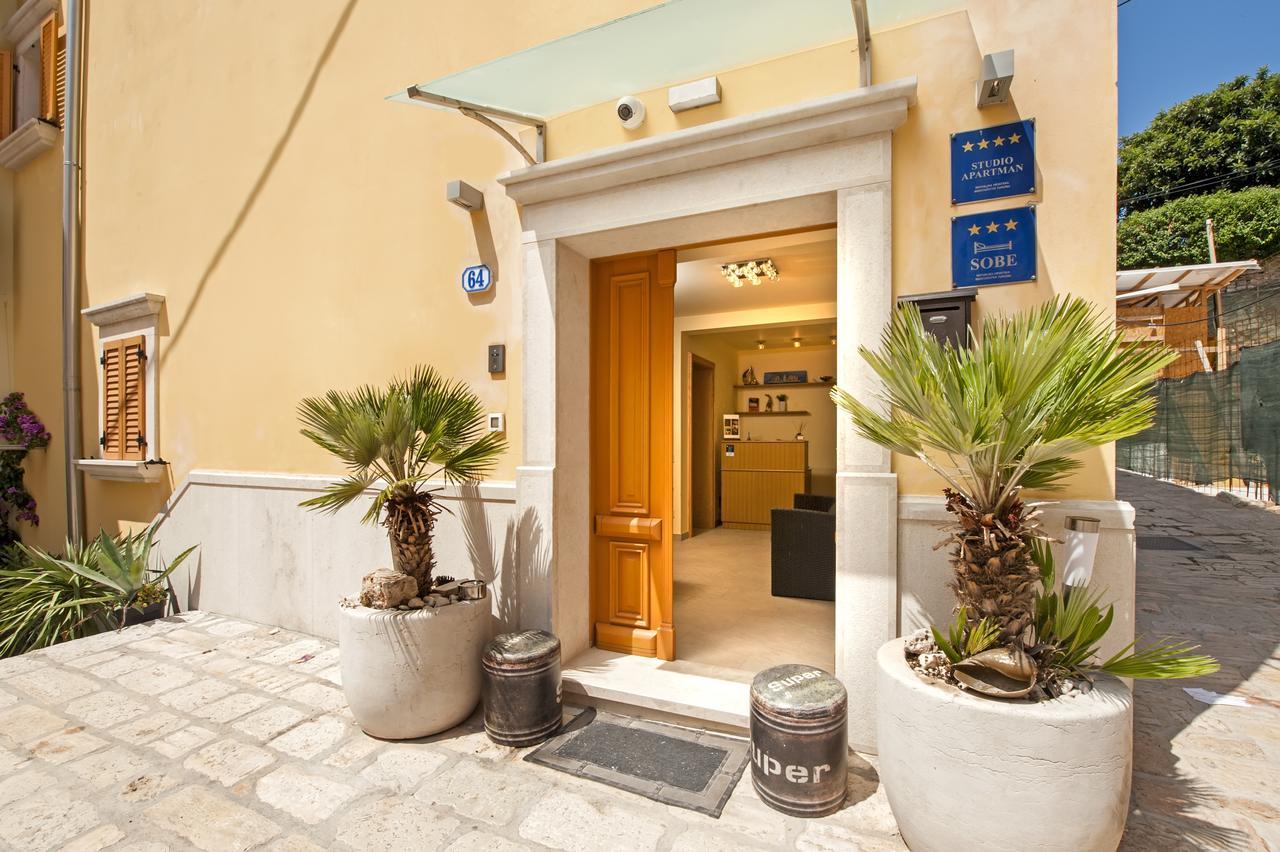 Guest House Golden Goose Rovigno Esterno foto