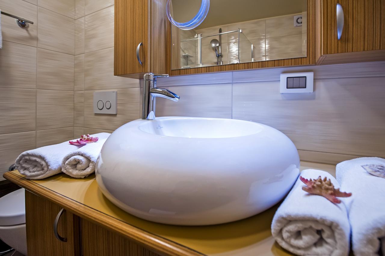 Guest House Golden Goose Rovigno Esterno foto