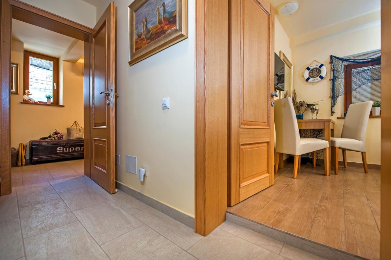 Guest House Golden Goose Rovigno Esterno foto